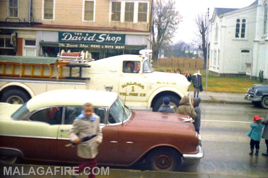 1957 DODGE