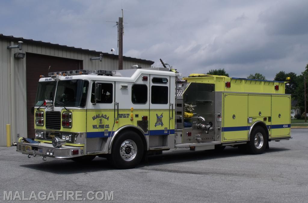 Squad 4344
2005 Seagrave 2000gpm pump 1000WT