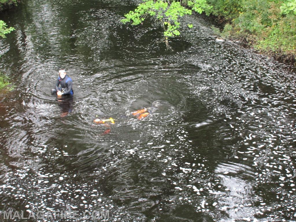 Dive Team Assisting Franklin Twp PD look for weapons at Malaga Lake and Scottland Run