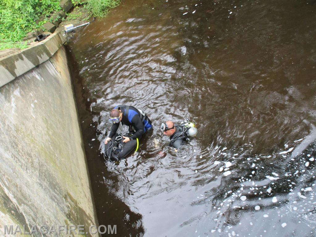 Dive Team Assisting Franklin Twp PD look for weapons at Malaga Lake and Scottland Run