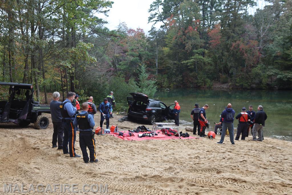 On 10/16/23, members of the Malaga Volunteer Fire Company Dive Team assisted in with a vehicle removal from a pond in Hamilton Township.  Photo credit to Tucker Upper, of @tuckerandsammie on YouTube. 