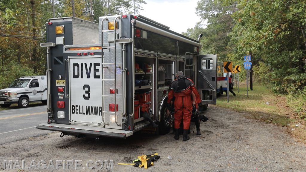 On 10/16/23, members of the Malaga Volunteer Fire Company Dive Team assisted in with a vehicle removal from a pond in Hamilton Township.  Photo credit to Tucker Upper, of @tuckerandsammie on YouTube.  